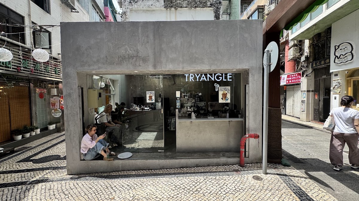 Tryangle Roastery & Coffee Co.